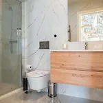 Luxury Style 3 With Ac Downtown Near Metro *