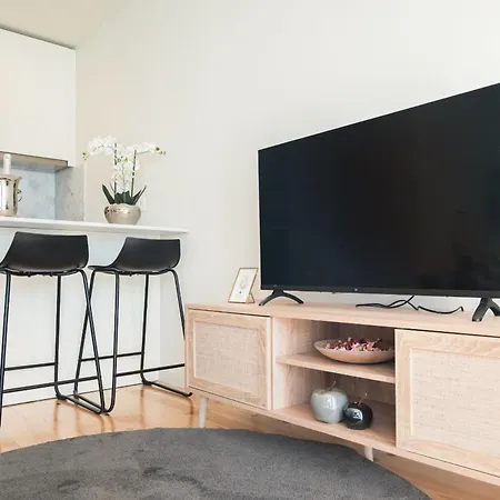 Luxury Style 30 With Ac Downtown Near Metro