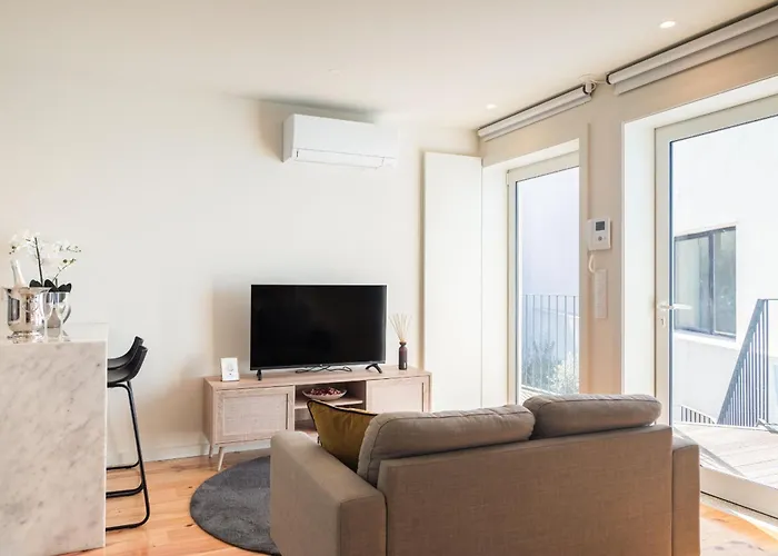 Luxury Style 30 With Ac Downtown Near Metro Porto